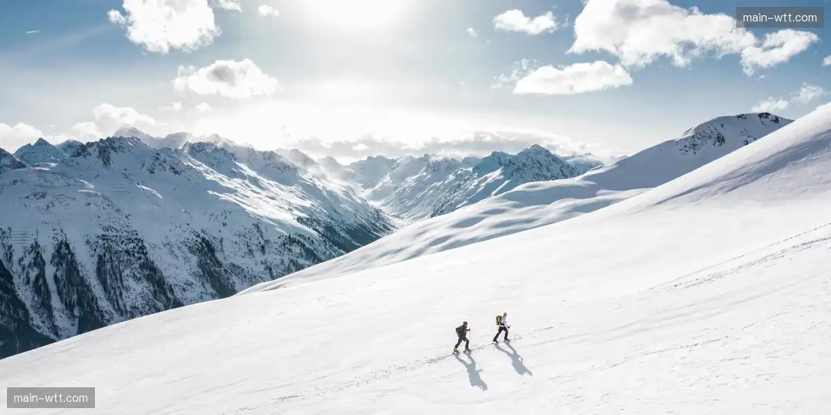⚽ 用脚步书写传奇,直播记录历史时刻!📜